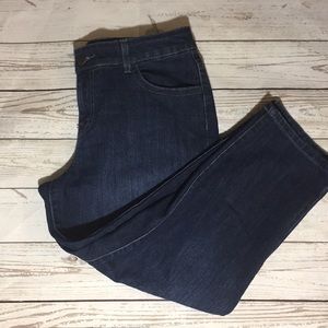 Style&Co curvy fit denim capris
